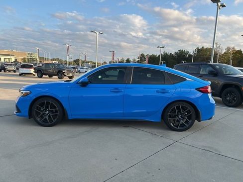 Used 2023 Honda Civic Sport Touring image 5