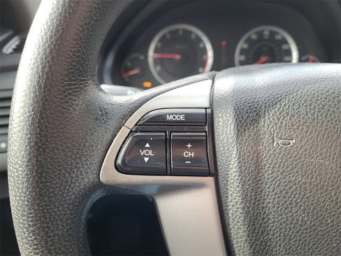 Used 2009 Honda Accord LX-P image 27