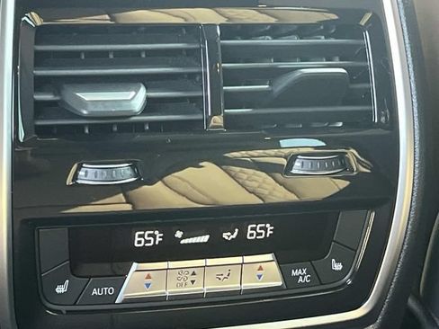 Used 2025 BMW X5 xDrive40i w/ Executive Package AWD/4WD image 18