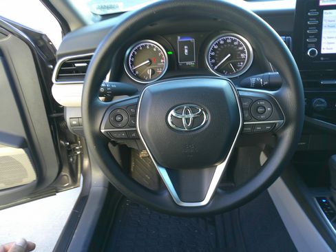 Used 2024 Toyota Camry LE image 19