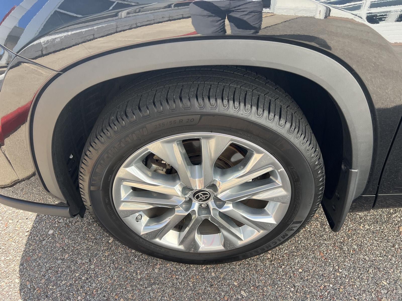 Used 2020 Toyota Highlander Limited AWD/4WD image 15