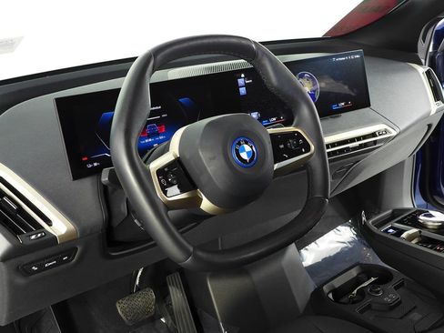 Certified 2023 BMW iX xDrive50 w/ Sport Package AWD/4WD image 29