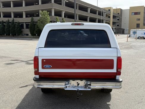 Used 1996 Ford Bronco XLT image 6