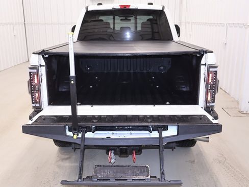 Used 2020 Ford F350 Limited image 38