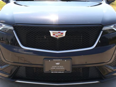 Certified 2024 Cadillac XT6 Sport w/ Technology Package image 8