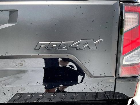 Used 2024 Nissan Titan PRO-4X w/ Pro-4x Convenience Package AWD/4WD image 25
