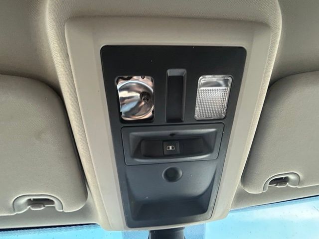 Used 2023 RAM 1500 Classic SLT w/ Trailer & Traction Group AWD/4WD image 32