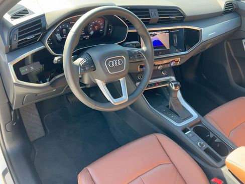 Certified 2025 Audi Q3 2.0T Premium w/ Convenience Package image 4