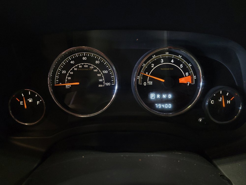 Used 2015 Jeep Compass High Altitude FWD image 23