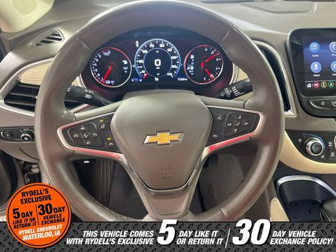 Used 2024 Chevrolet Malibu LT FWD image 24
