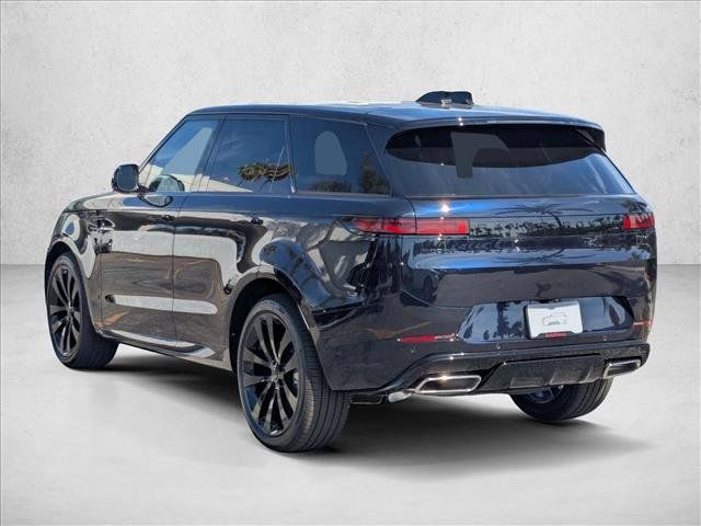 New 2026 Land Rover Range Rover Sport Dynamic SE AWD/4WD image 9