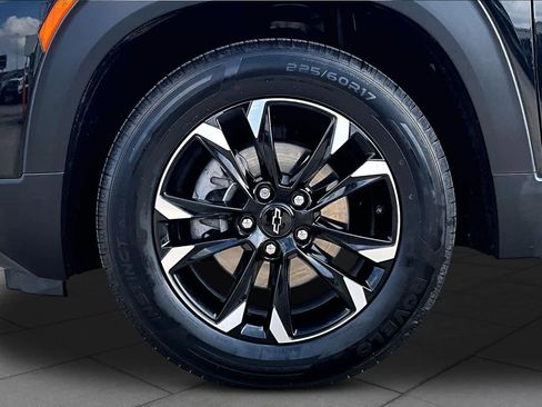 Used 2023 Chevrolet TrailBlazer LT FWD image 11
