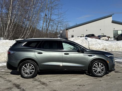 Used 2023 Buick Enclave Essence w/ Experience Buick Package image 5