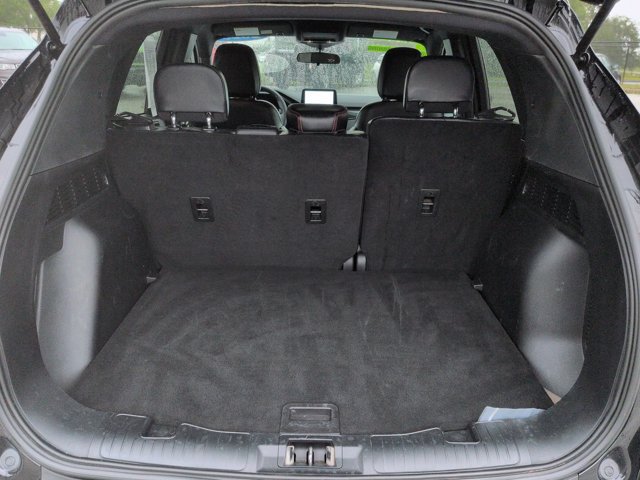 Used 2025 Ford Escape ST-Line FWD image 12