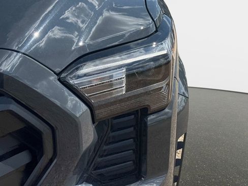 New 2026 Toyota Tacoma SR image 9