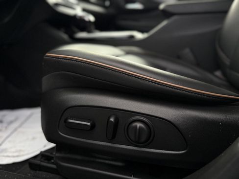 Certified 2024 Buick Envista Avenir image 15