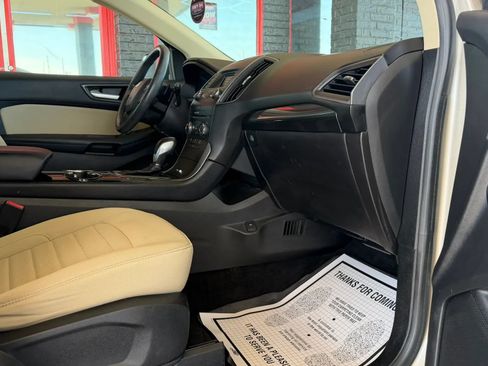 Used 2018 Ford Edge SE w/ Cargo Accessory Package FWD image 15