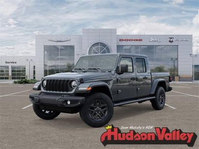 New 2026 Jeep Gladiator Sport