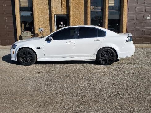 Used 2009 Pontiac G8 4dr Sdn w/ Comfort And Sound Package image 8