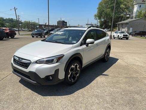 Certified 2023 Subaru Crosstrek 2.5i Limited w/ Moonroof Package AWD/4WD image 8