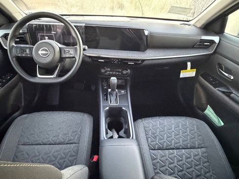 New 2026 Nissan Kicks SV image 8