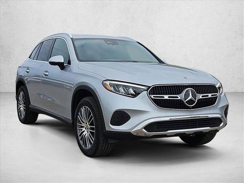 Certified 2026 Mercedes-Benz GLC 300 image 7
