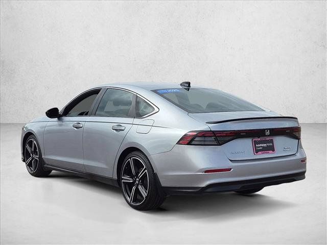 Used 2025 Honda Accord Sport image 7