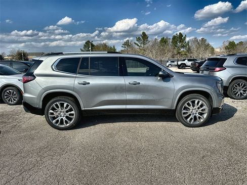 New 2026 GMC Acadia Denali w/ Super Cruise Package image 10