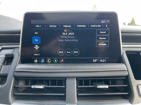 Certified 2021 GMC Yukon AT4 w/ Rear Media and Nav Package AWD/4WD image 10