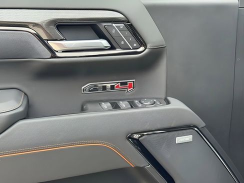 New 2026 GMC Sierra 1500 AT4 w/ AT4 Premium Package AWD/4WD image 12