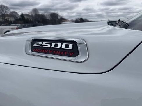 Used 2022 RAM 2500 Laramie AWD/4WD image 9
