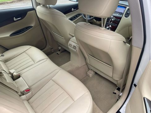 Used 2016 INFINITI QX50 2WD w/ Premium Plus Package image 13