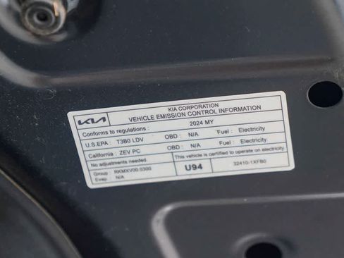 Certified 2024 Kia EV9 Wind AWD/4WD image 27