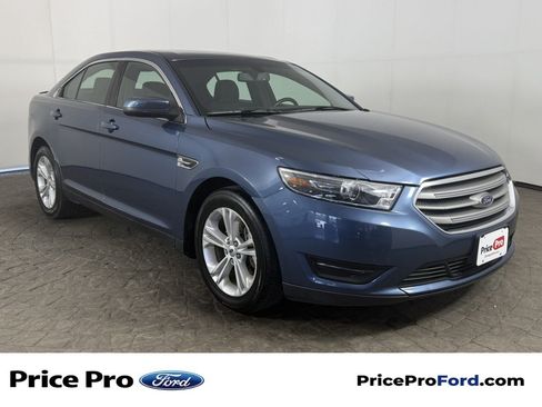 Used 2018 Ford Taurus SEL FWD image 1