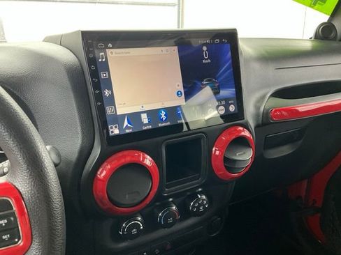 Used 2011 Jeep Wrangler Unlimited Sport image 10