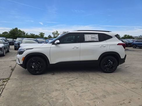 Used 2026 Kia Seltos EX w/ EX Sunroof Package FWD image 5