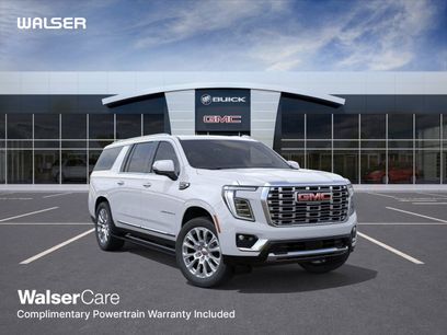 New 2026 GMC Yukon XL Denali w/ Sun & Power Step Package