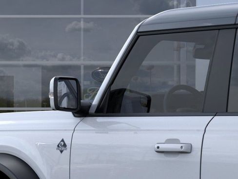 New 2025 Ford Bronco Outer Banks w/ Sasquatch Package image 22