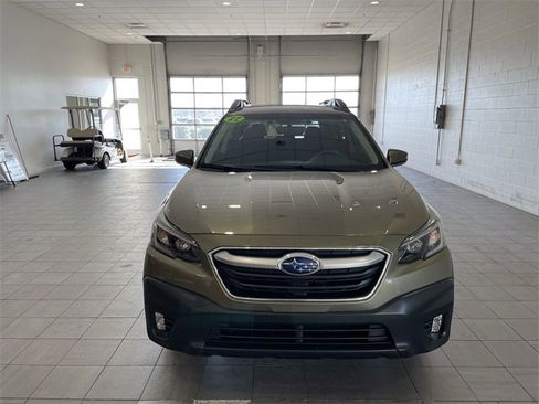 Used 2022 Subaru Outback Premium image 7