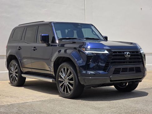 Used 2026 Lexus GX 550 w/ Accessory Package (2T) AWD/4WD image 6