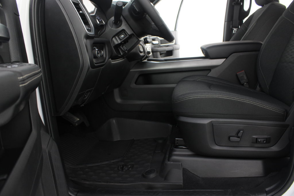 New 2027 RAM 2500 Big Horn AWD/4WD image 15
