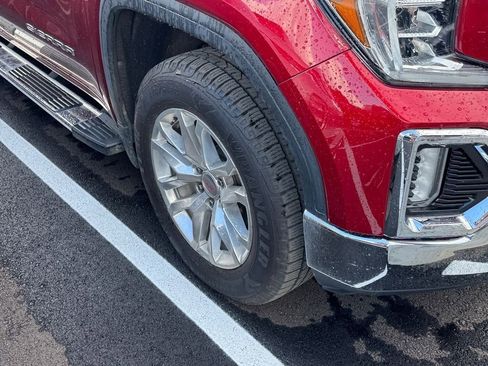 Used 2021 GMC Sierra 1500 SLT w/ SLT Premium Plus Package AWD/4WD image 11