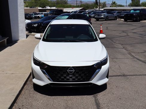 Used 2024 Nissan Sentra S FWD image 15