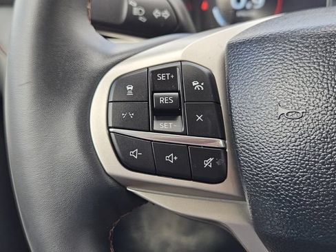 Used 2025 Ford Explorer Active RWD image 32