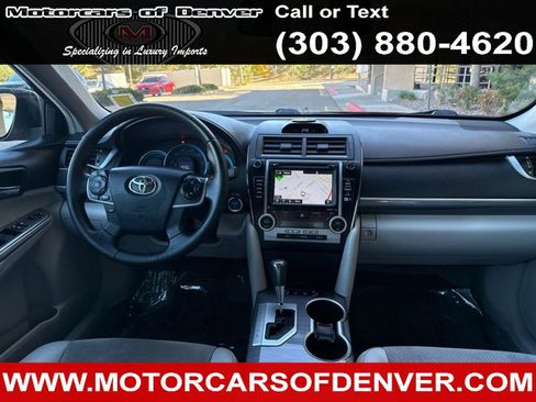 Used 2014 Toyota Camry XLE image 8