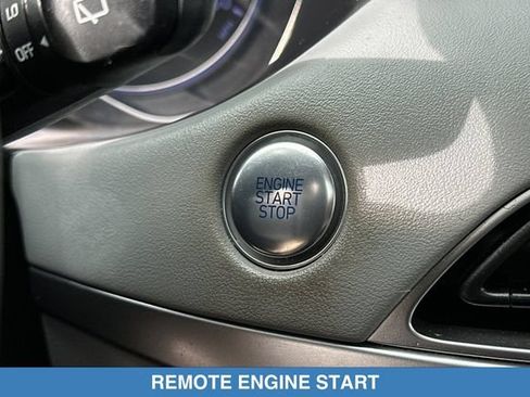 Used 2020 Hyundai Palisade SEL w/ Premium Package FWD image 24