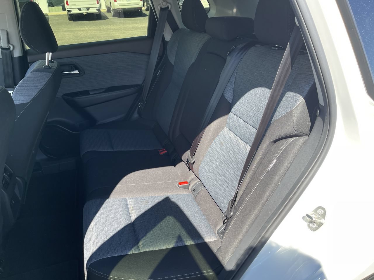 Used 2023 Nissan Rogue SV AWD/4WD image 23