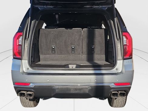 Used 2025 GMC Yukon Denali image 22