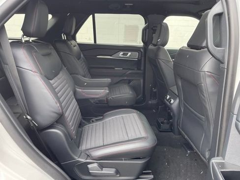 New 2026 Ford Explorer ST-Line w/ ST-Line Street Pack AWD/4WD image 34