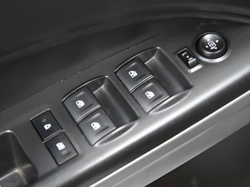 Used 2018 Chevrolet Colorado ZR2 image 13